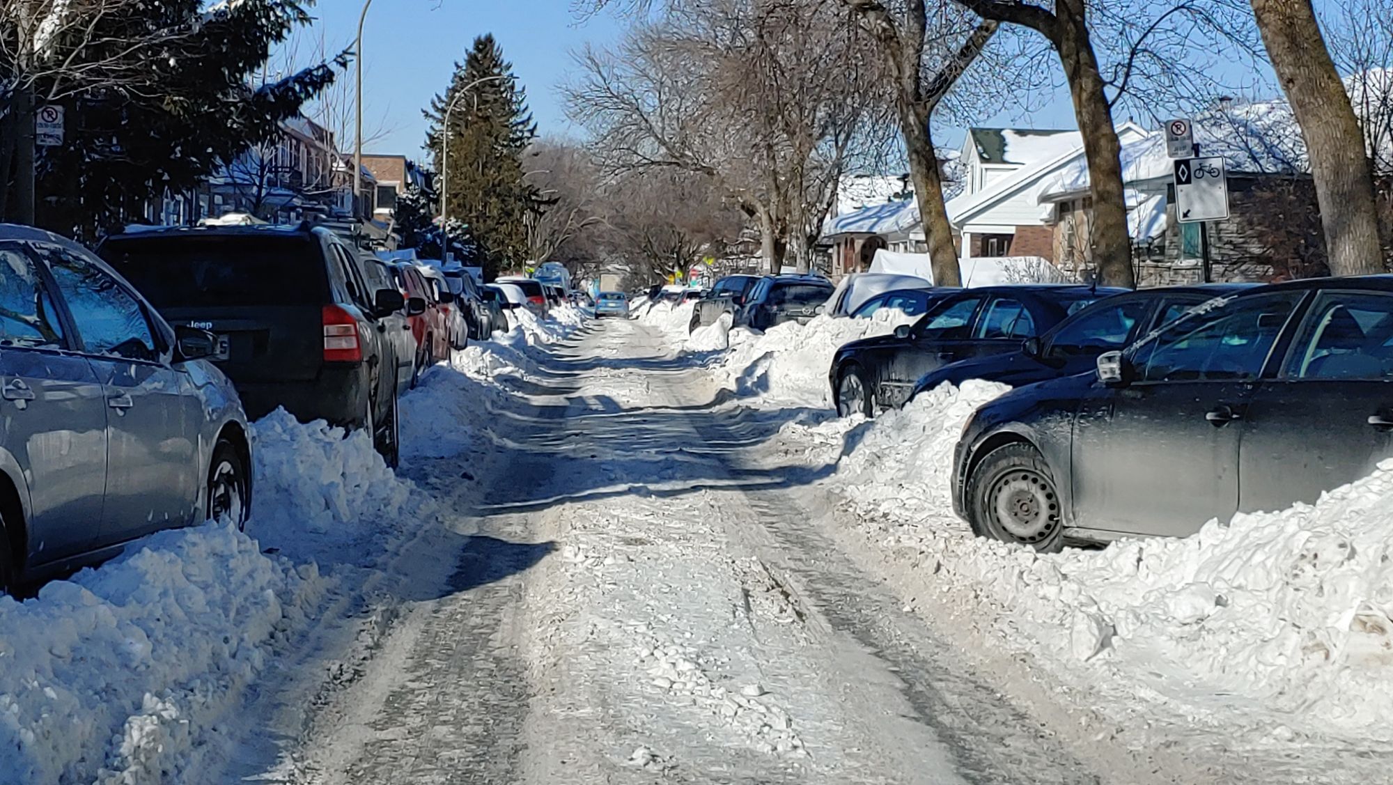 Is Parking Free In Old Montreal